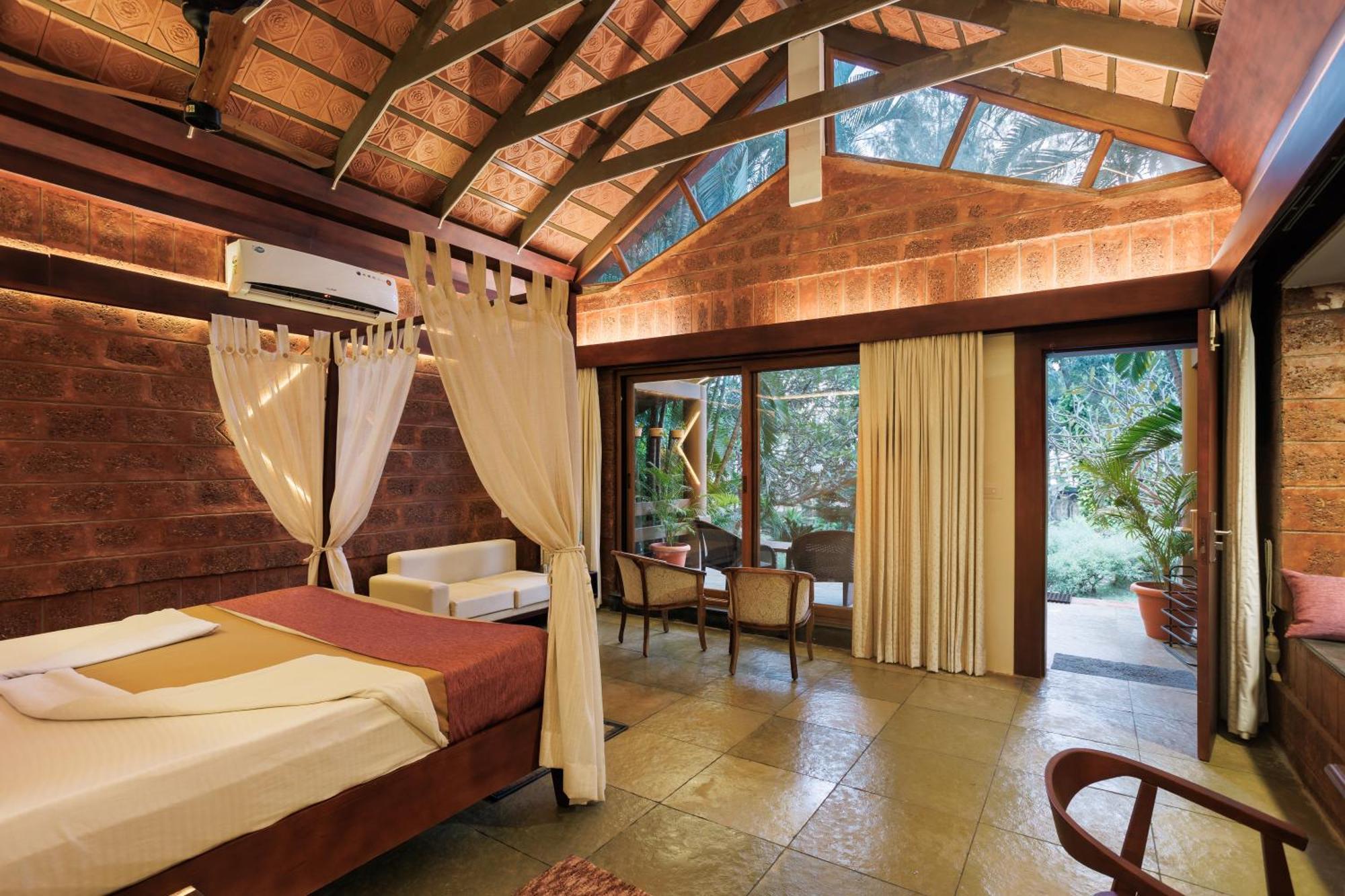 Sai Vishram Beach Resort Bainduru Kültér fotó