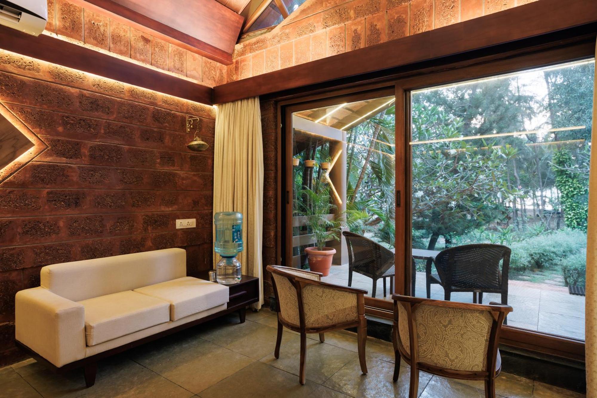 Sai Vishram Beach Resort Bainduru Kültér fotó
