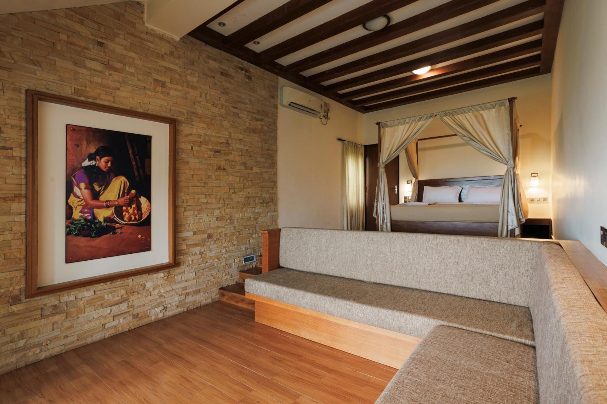 Sai Vishram Beach Resort Bainduru Kültér fotó