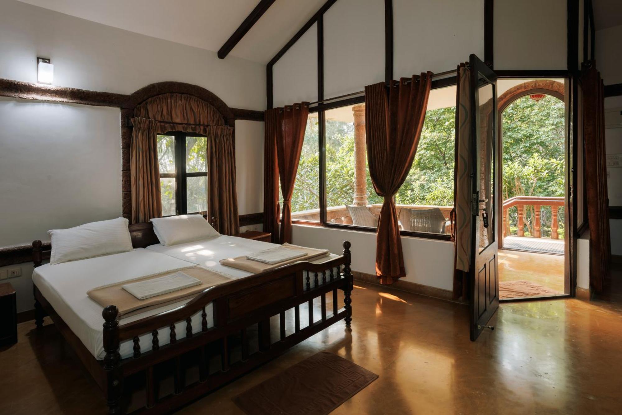Sai Vishram Beach Resort Bainduru Kültér fotó