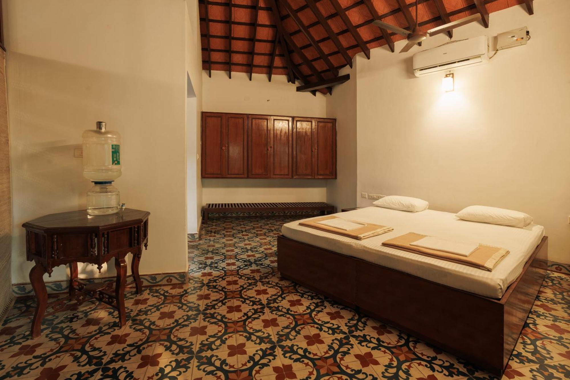 Sai Vishram Beach Resort Bainduru Kültér fotó