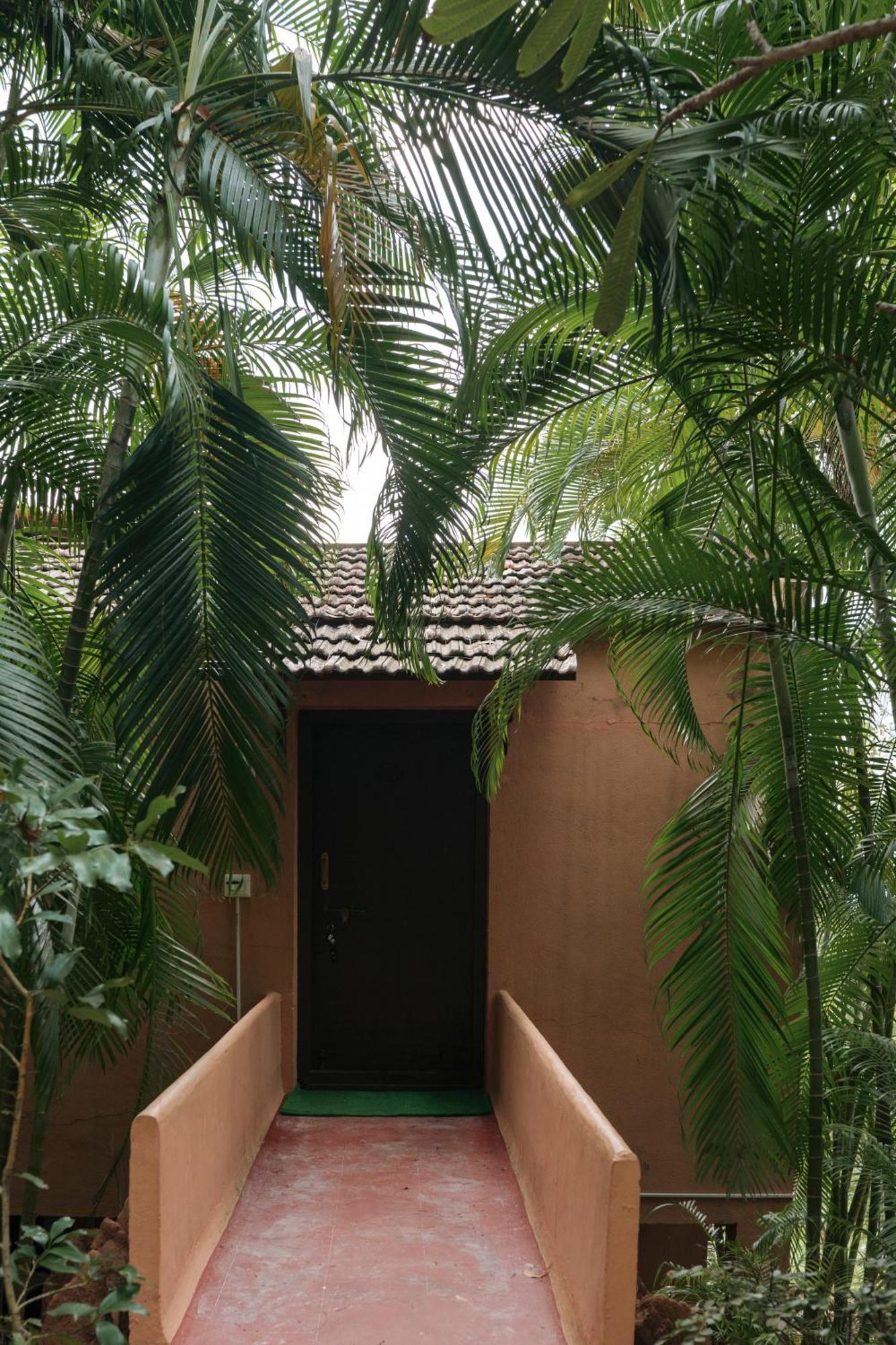 Sai Vishram Beach Resort Bainduru Kültér fotó